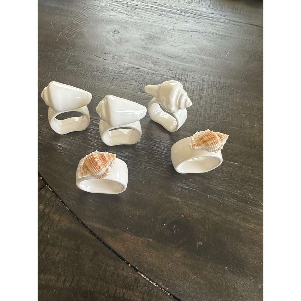 Vintage Ceramic Seashell Napkin Rings Set of 5 White Coastal Nautical Decor GUC